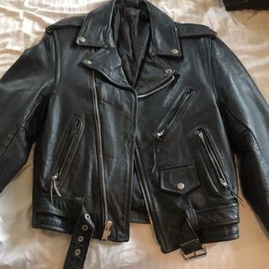 Women’s leather jacket!